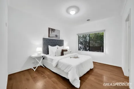 Property photo of 16 Grampians Avenue Werribee VIC 3030