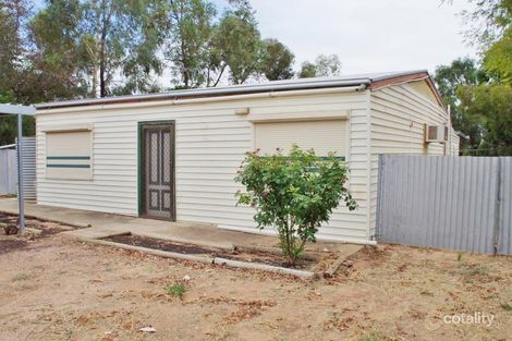 10 Box Rd, Renmark West, SA 5341