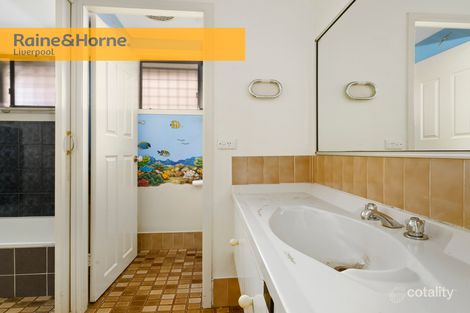 Property photo of 10 Murch Place Eagle Vale NSW 2558