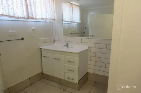 Property photo of 15 Pine Street Mulgildie QLD 4630