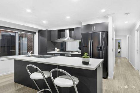 Property photo of 45 Element Circuit Armstrong Creek VIC 3217