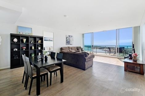 Property photo of 1/1 Como Crescent Southport QLD 4215