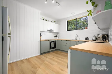 Property photo of 12/245 Nicholson Street Seddon VIC 3011