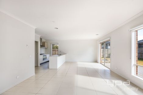 Property photo of 8 Taggerty Street Werribee VIC 3030