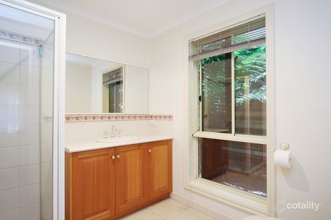 Property photo of 10 Roseview Way St Albans Park VIC 3219
