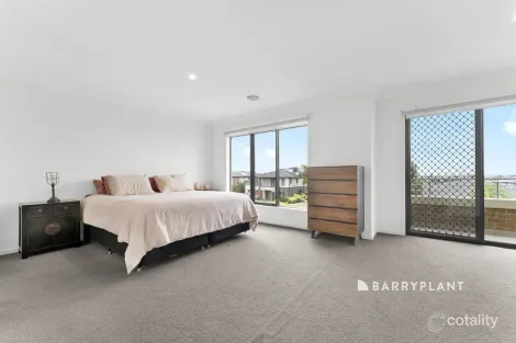 Property photo of 67 Hedgevale Drive Officer VIC 3809