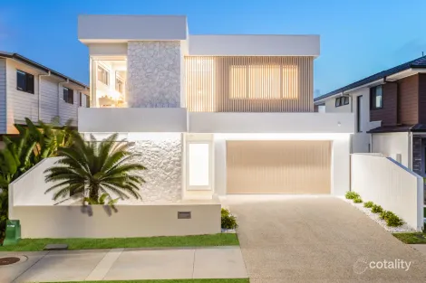 Property photo of 70 Coolum Parade Newport QLD 4020