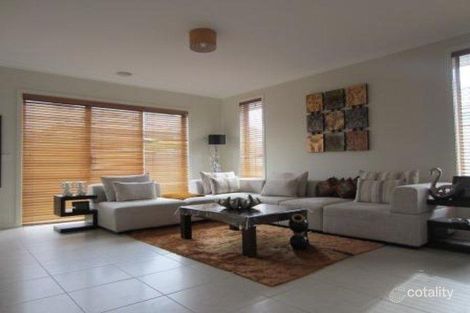Property photo of 10 Rising Sun Parade Tarneit VIC 3029
