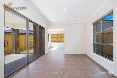 Property photo of 18 Braeside Crescent The Ponds NSW 2769