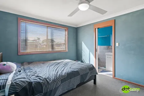Property photo of 21 Wallarah Road Gorokan NSW 2263