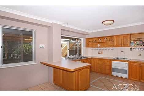 Property photo of 13 Oomoo Place South Yunderup WA 6208