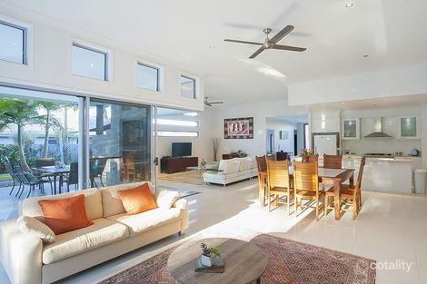 Property photo of 9 Attenuatta Place Noosaville QLD 4566