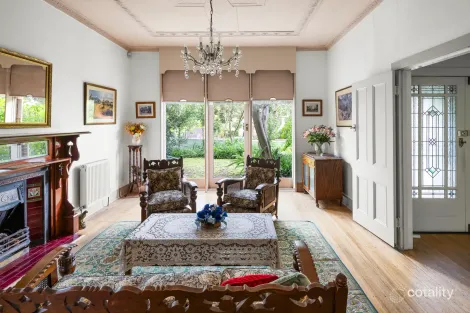 Property photo of 13 Walsh Street Deepdene VIC 3103