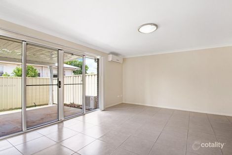 Property photo of 2/17 Phyllis Street Harristown QLD 4350