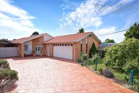 30-32 Stewart Cres, Rockbank, VIC 3335