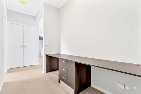 25 Esteem Rd, Craigieburn, VIC 3064