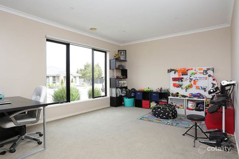 Property photo of 4 Toolibin Street Manor Lakes VIC 3024