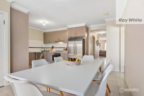Property photo of 2 Mavora Place South Morang VIC 3752
