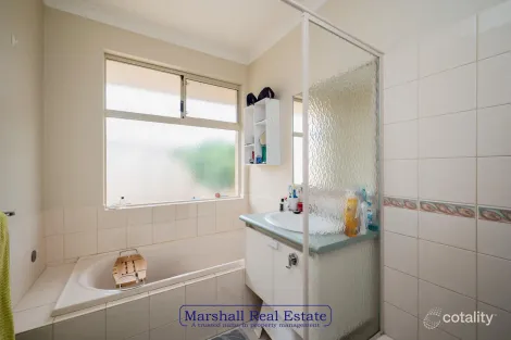 Property photo of 10 Blairgowie Heights Kinross WA 6028