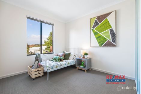 Property photo of 17 Patchem Way Westminster WA 6061