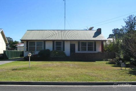 14 Mcphail St, Unanderra, NSW 2526