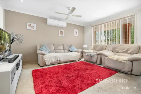 Property photo of 30 Storm Crescent Blue Haven NSW 2262