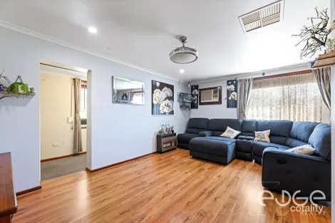 Property photo of 18 Amaroo Court Smithfield SA 5114