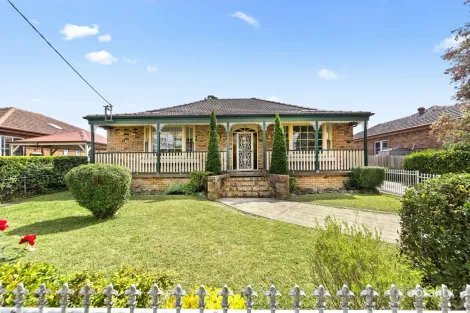 Property photo of 10 Rupert Street Mount Colah NSW 2079