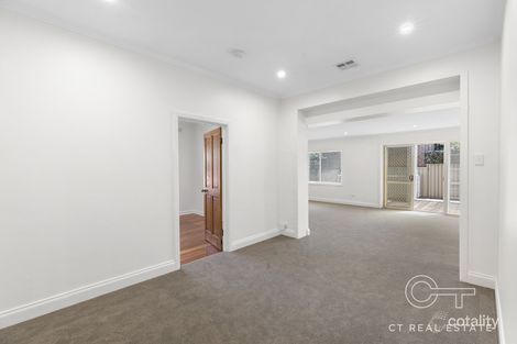Property photo of 545 Centre Road Bentleigh VIC 3204