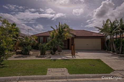 Property photo of 4 Sandalwood Drive Pakenham VIC 3810