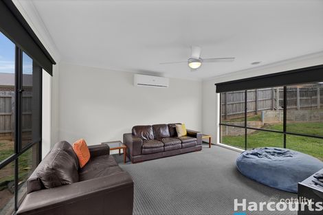 Property photo of 13 Harmon Drive Drouin VIC 3818