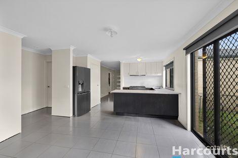 Property photo of 13 Harmon Drive Drouin VIC 3818