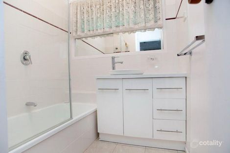 Property photo of 5 Milano Court Bundoora VIC 3083