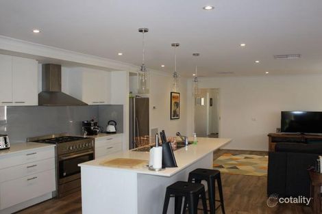 Property photo of 3 Quartz Place Golden Square VIC 3555