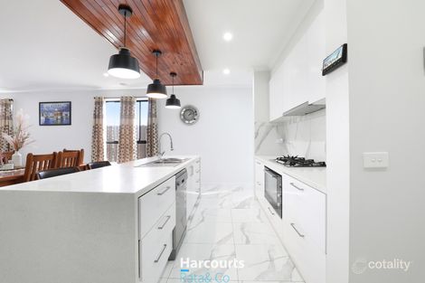 Property photo of 35 Nancarrow Drive Doreen VIC 3754