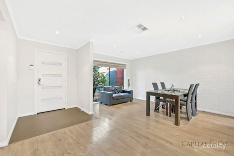 Property photo of 10 Salween Crescent Roxburgh Park VIC 3064
