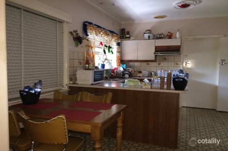 Property photo of 15 Walmer Avenue St Albans VIC 3021