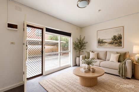 2/16 Kokaribb Rd, Carnegie, VIC 3163