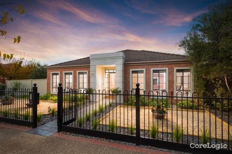 Property photo of 38 Ranmore Grove Caroline Springs VIC 3023