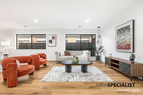 Property photo of 17 Perry Circuit Cranbourne North VIC 3977
