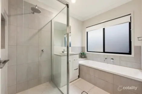 Property photo of 68 Palatial Crescent Narangba QLD 4504