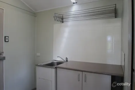 Property photo of 25 Tobruk Crescent Orange NSW 2800