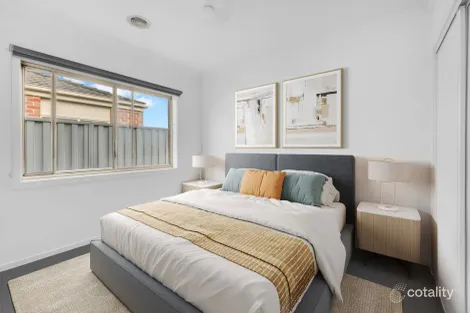 Property photo of 10 Beech Street Pakenham VIC 3810