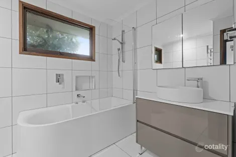 Property photo of 62 Moruya Drive Grovedale VIC 3216