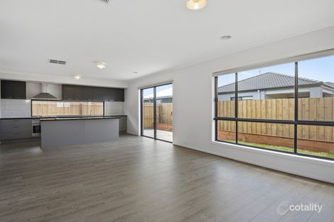 Property photo of 33 Iris Loop Armstrong Creek VIC 3217