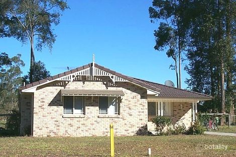 16 Tallawong Cl, Beerwah, QLD 4519