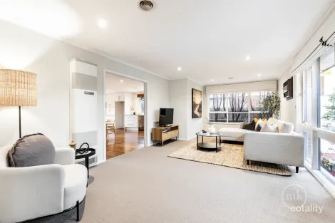 Property photo of 54 Warralong Avenue Greensborough VIC 3088
