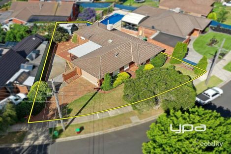 Property photo of 7 Chisholm Avenue Attwood VIC 3049