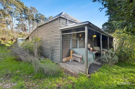 Property photo of 13 Lathlain Street Clunes VIC 3370