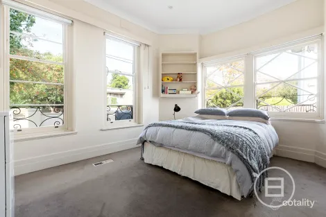 Property photo of 85 Lumeah Road Caulfield North VIC 3161